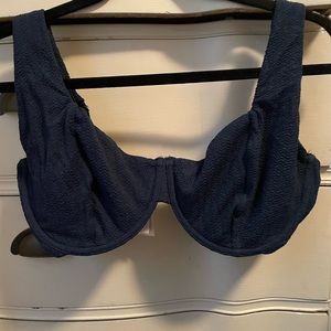 Abercrombie curve love balconette bikini top